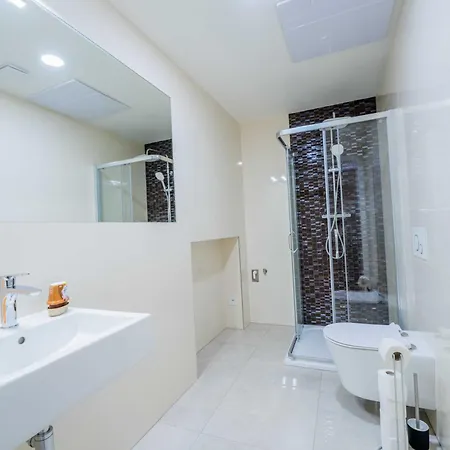 Retreat Boutique Hostel *